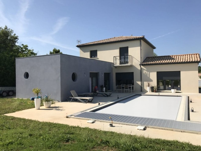 Réalisation d'extension de maison près de Châteauneuf-le-Rouge